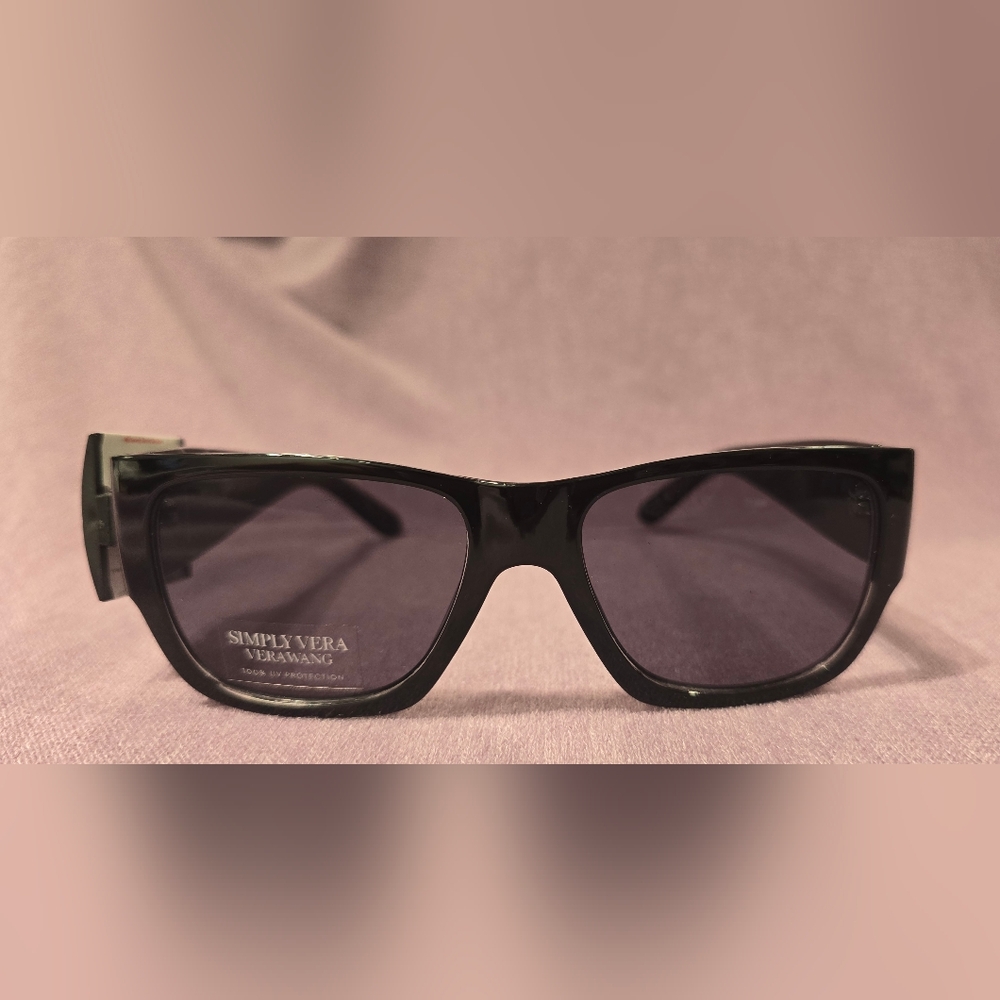 Simply Vera Vera Wang 55mm Colson Rectangle Sunglasses, black
